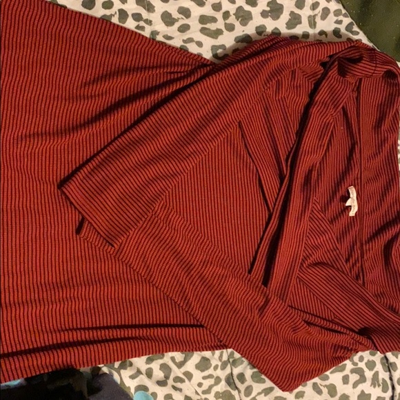 Charlotte Russe maroon x top - Picture 1 of 2